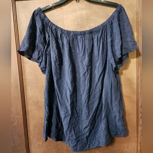 NWT Torrid Embroidered Off the Shoulder top, sz 1